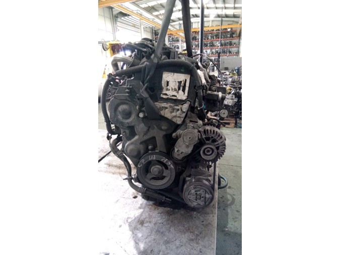 MOTOR CON ACCESORIOS Y CAJA DE CAMBIOS CITROEN C3 2004