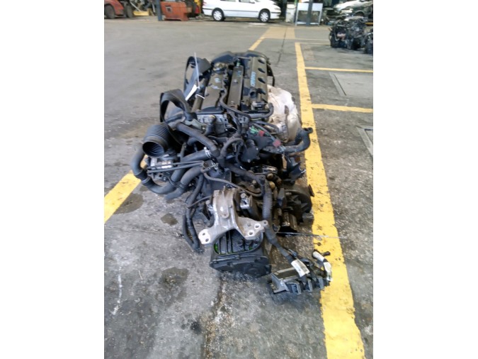 MOTOR CON ACCESORIOS Y CAJA DE CAMBIOS PEUGEOT 407 2005