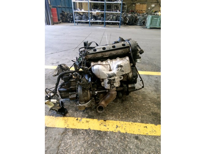 MOTOR CON ACCESORIOS Y CAJA DE CAMBIOS PEUGEOT 407 2005