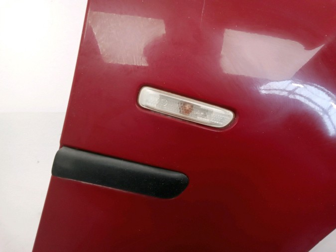 ALETA DELANTERA DERECHA BMW 316I ROJA 2004