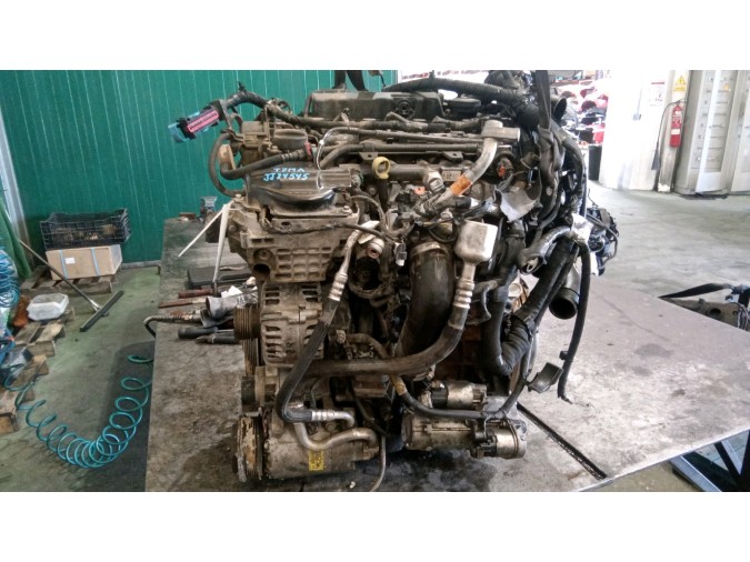 MOTOR CON ACCESORIOS SIN CAJA DE CAMBIOS FORD KUGA