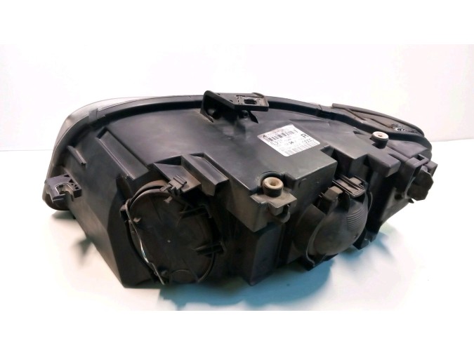 FARO DELANTERO DERECHO AUDI A4 2007