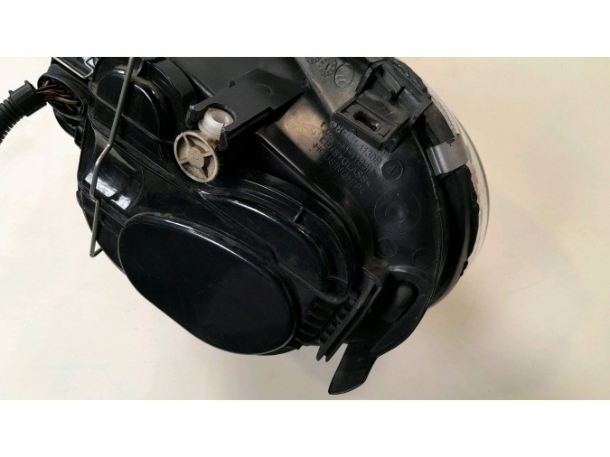 FARO DELANTERO DERECHO VOLKSWAGEN GOLF 2003