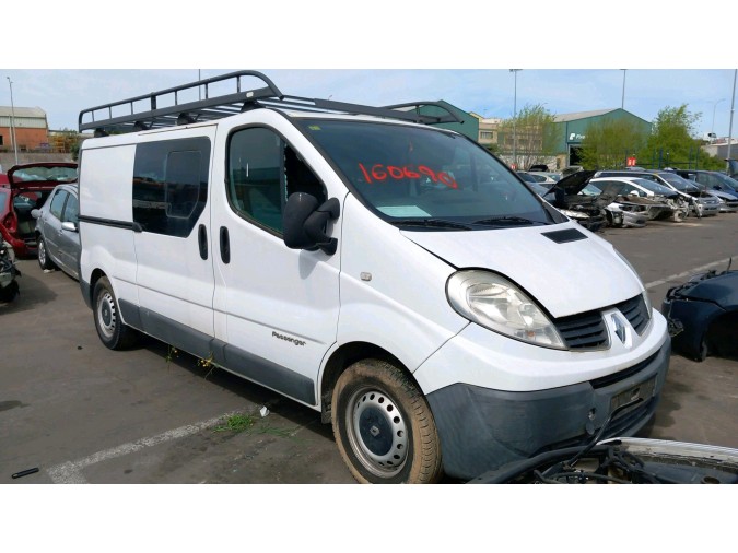 REFUERZO DE PARAGOLPES TRASERO RENAULT TRAFIC 2008