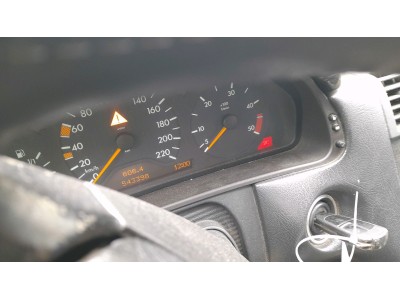 ALETA TRASERA IZQUIERDA MERCEDES E 290 T TURBODIESEL 1999