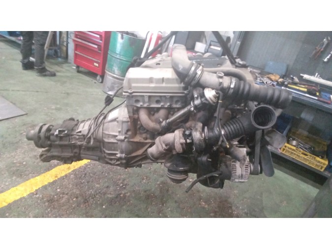 MOTOR CON ACCESORIOS Y CAJA DE CAMBIOS MERCEDES E 290 T TURBODIESEL 1999