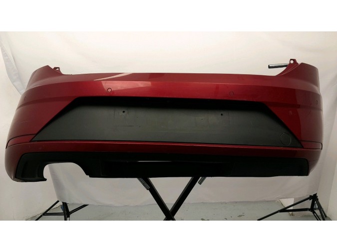 PARAGOLPES TRASERO SEAT LEON ROJO 2017