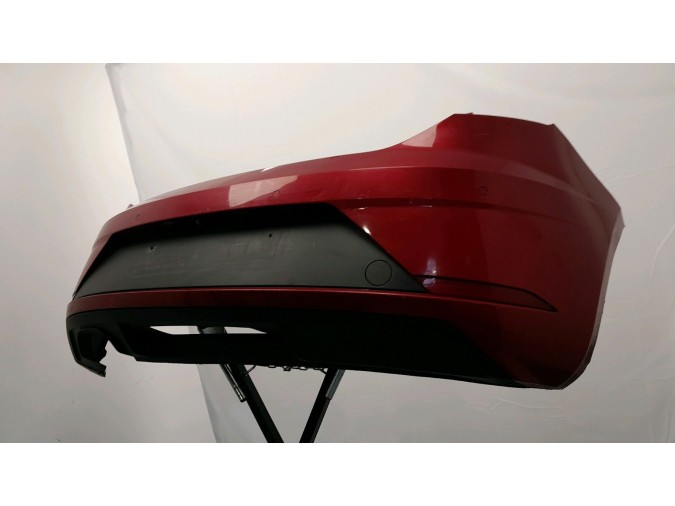 PARAGOLPES TRASERO SEAT LEON ROJO 2017
