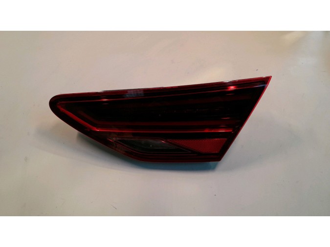 PILOTO TRASERO INTERIOR SEAT LEON 2017