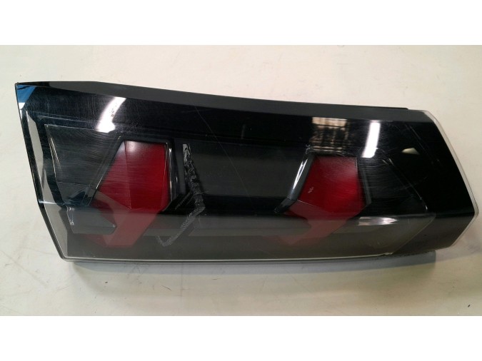PILOTO TRASERO IZQUIERDO EXTERIOR PEUGEOT 2008 2022