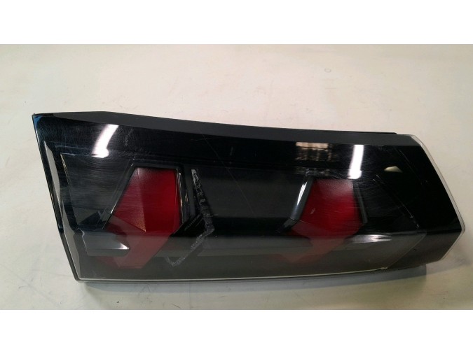PILOTO TRASERO IZQUIERDO EXTERIOR PEUGEOT 2008 2022