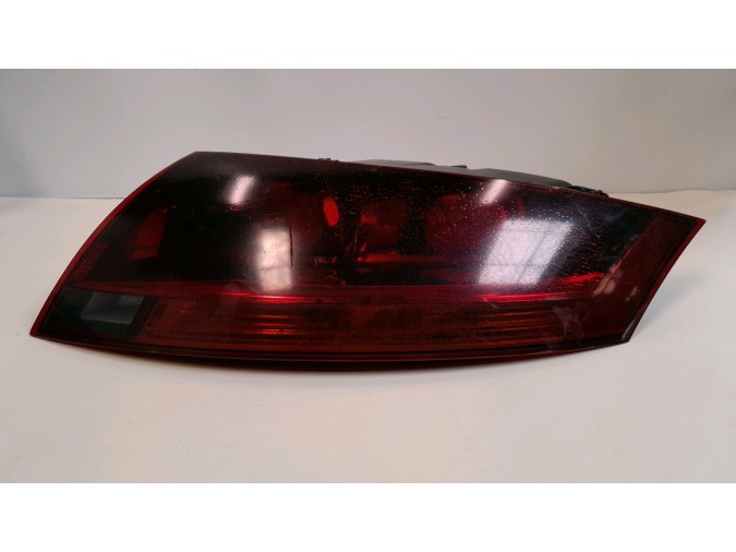 PILOTO TRASERO DERECHO AUDI TT 2006
