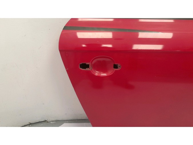 PUERTA DELANTERA DERECHA AUDI TT ROJA 2006