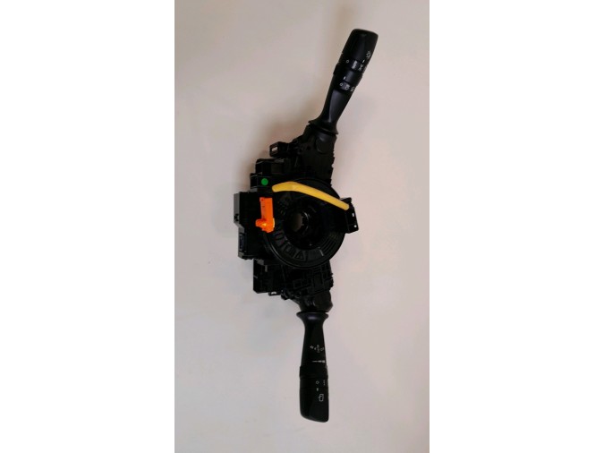 MANDO MULTIFUNCION TOYOTA AURIS 2016