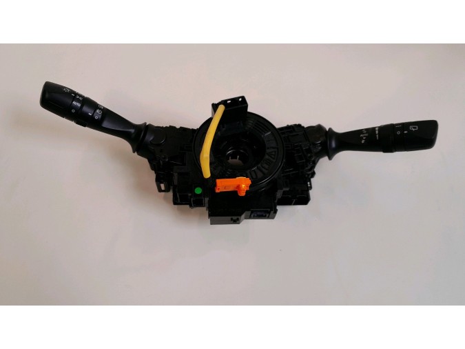 MANDO MULTIFUNCION TOYOTA AURIS 2016