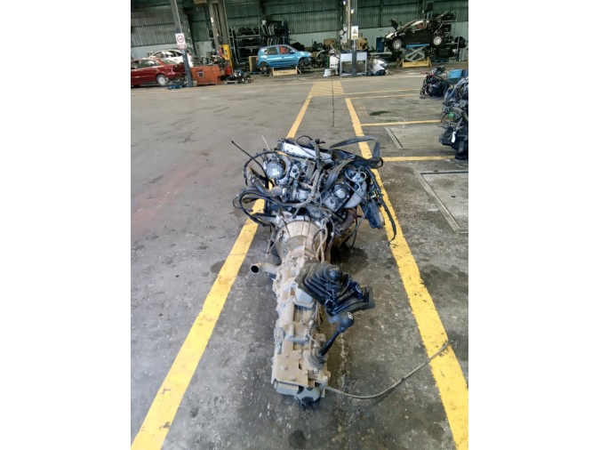 MOTOR CON ACCESORIOS Y CAJA DE CAMBIOS SUZUKI VITARA 2002