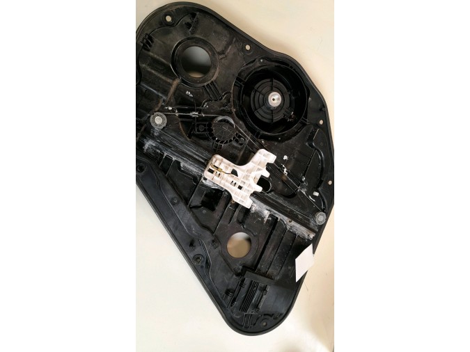 ELEVALUNAS TRASERO IZQUIERDO HYUNDAI I30 2014