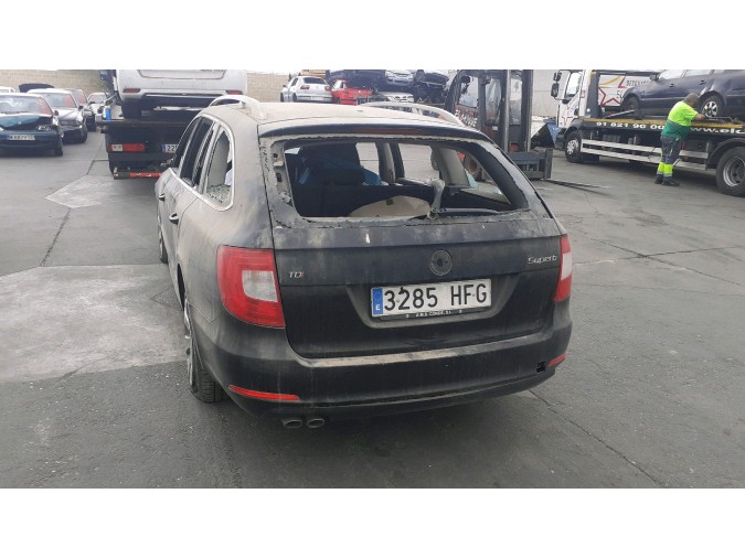 MECANICA TRASERA SKODA SUPERB 2011