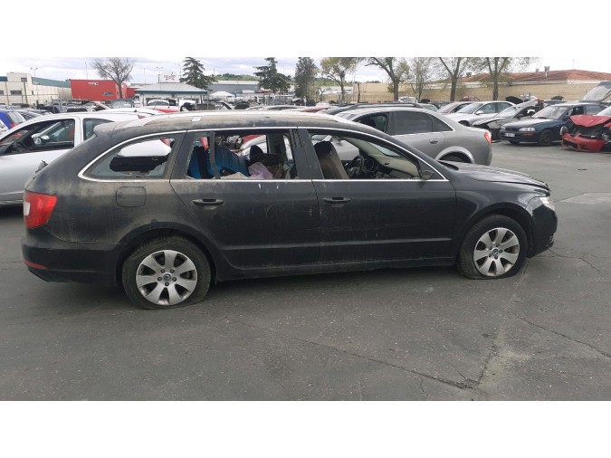 MECANICA TRASERA SKODA SUPERB 2011