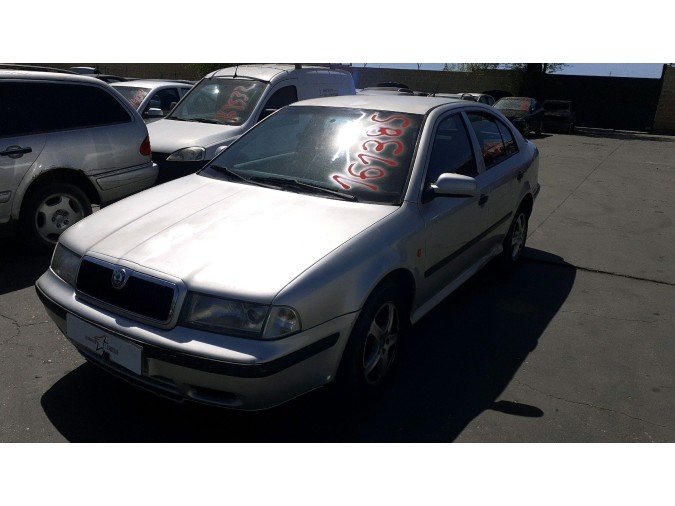 PILOTO INTERMITENTE  DELANTERO DERECHO SKODA OCTAVIA 2000