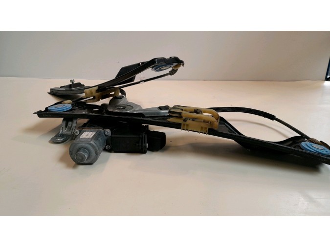 ELEVALUNAS DELANTERO IZQUIERDO OPEL ASTRA 2013