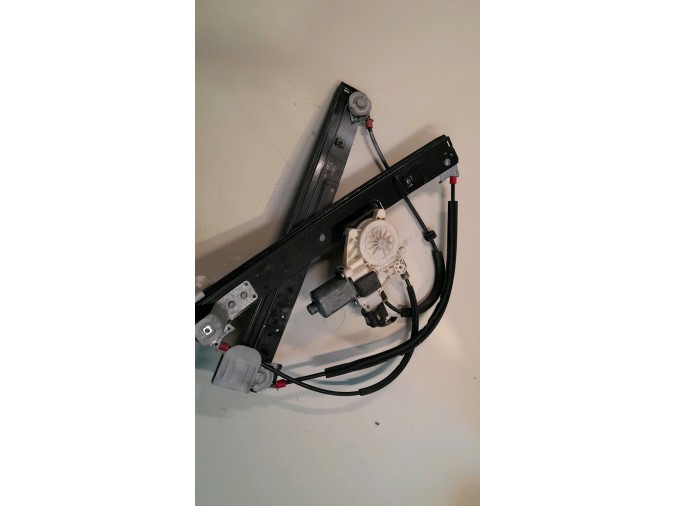 ELEVALUNAS DELANTERO DERECHO FORD MONDEO 2008