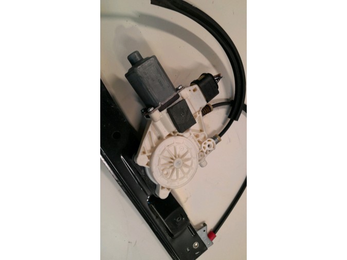 ELEVALUNAS TRASERO DERECHO FORD MONDEO 2008