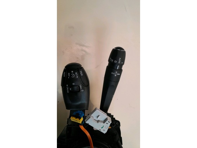 MANDO MULTIFUNCION PEUGEOT 308 THP 2016