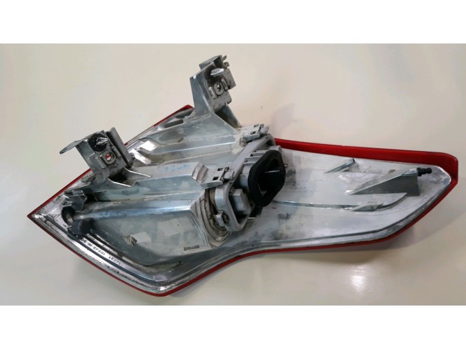 PILOTO TRASERO IZQUIERDO EXTERIOR CITROEN C4 PICASSO 2008