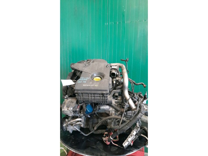 MOTOR CON ACCESORIOS Y CAJA DE CAMBIOS DACIA SANDERO 2012