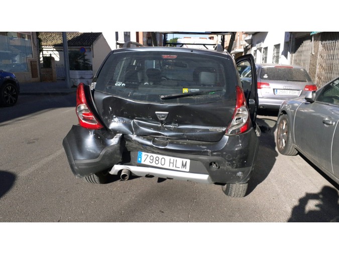 MECANICA TRASERA DACIA SANDERO 2012