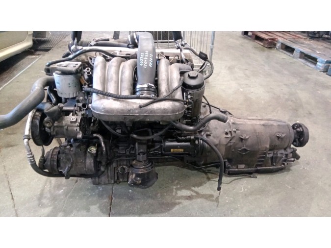 MOTOR CON ACCESORIOS Y CAJA DE CAMBIOS MERCEDES E 290 T TURBODIESEL 1997