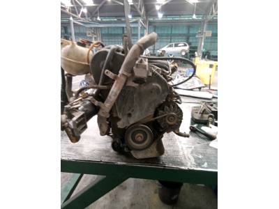 MOTOR CON ACCESORIOS Y CAJA DE CAMBIOS PEUGEOT 309 1989