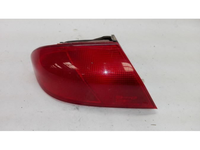 PILOTO TRASERO IZQUIERDO ALFA ROMEO 166 1999