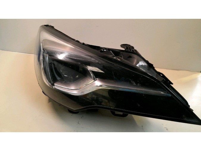 FARO DELANTERO DERECHO OPEL ASTRA 2016