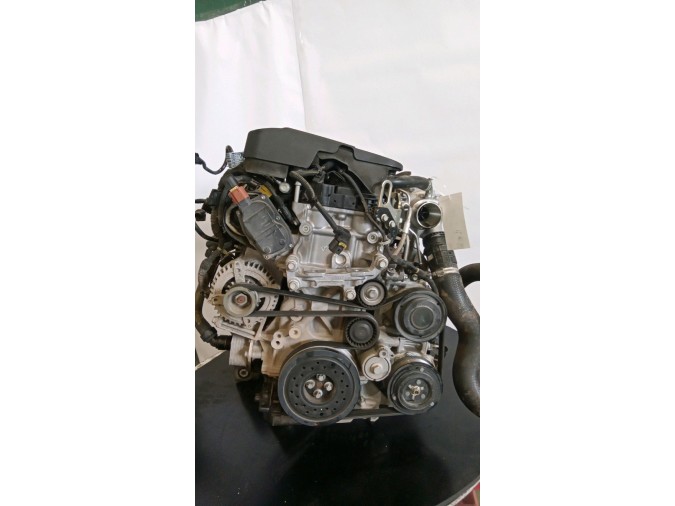 MOTOR CON ACCESORIOS Y CAJA DE CAMBIOS OPEL ASTRA 2016