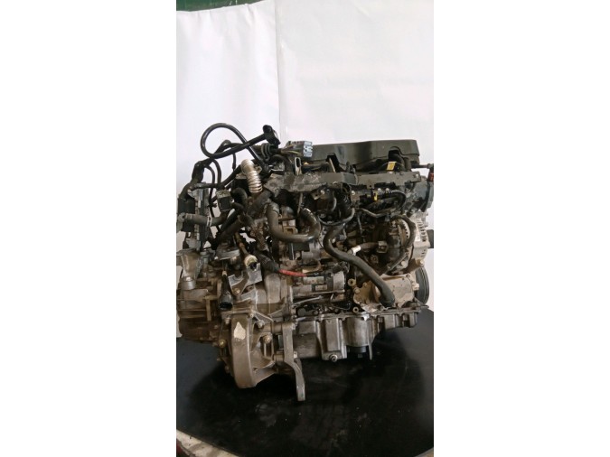 MOTOR CON ACCESORIOS Y CAJA DE CAMBIOS OPEL ASTRA 2016