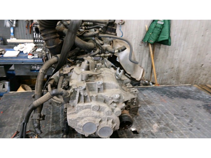 MOTOR CON ACCESORIOS Y CAJA DE CAMBIOS MITSUBISHI COLT 2007