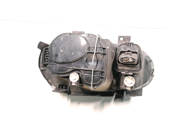 FARO DELANTERO DERECHO VOLKSWAGEN GOLF 2001