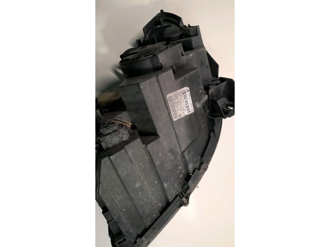 FARO DELANTERO DERECHO MERCEDES B 180 CDI 2006