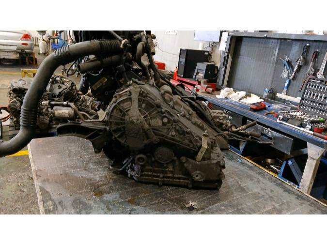 MOTOR CON ACCESORIOS Y CAJA DE CAMBIOS MERCEDES B 180 CDI