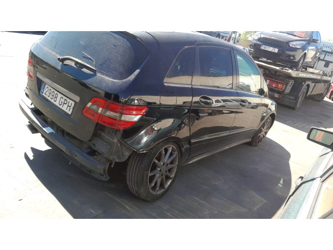 MECANICA TRASERA	 MERCEDES B 180 CDI 2006