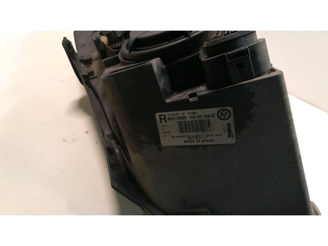 FARO DELANTERO DERECHO VOLKSWAGEN POLO 2007
