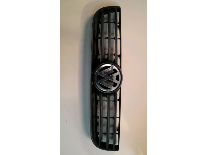 REJILLA DELANTERA VOLKSWAGEN POLO 2007