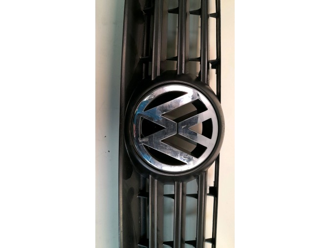 REJILLA DELANTERA VOLKSWAGEN POLO 2007
