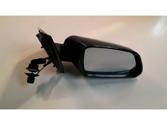 RETROVISOR DERECHO VOLKSWAGEN POLO NEGRO 2007