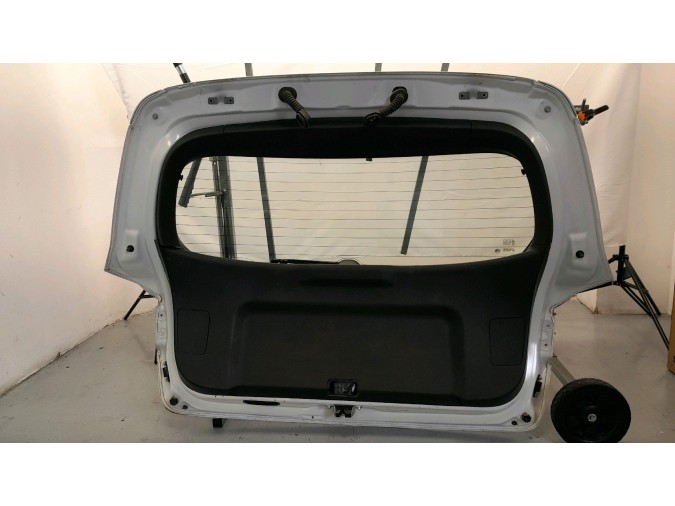 PORTON TRASERO MITSUBISHI ASX BLANCO 2015