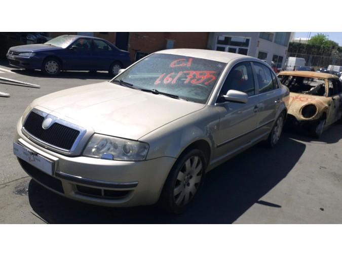 ELEVALUNAS TRASERO DERECHO SKODA SUPERB 2004
