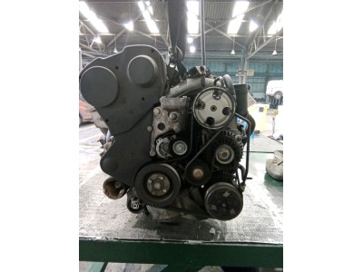 MOTOR CON ACCESORIOS Y CAJA DE CAMBIOS PEUGEOT 607 2002