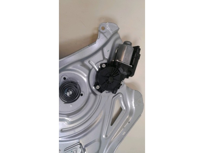 ELEVALUNAS DELANTERO IZQUIERDO HYUNDAI IX35 2014